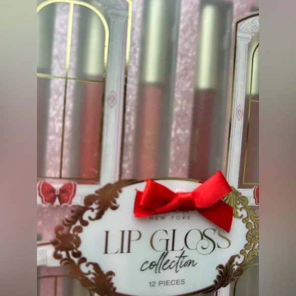Nicole Miller Lip Gloss Collection 12 pieces NWT Red Pink Brown Lipstick Gloss